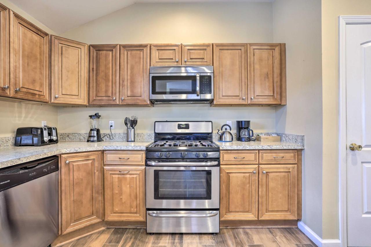 Ideally Located Glen Cove Apartment! المظهر الخارجي الصورة